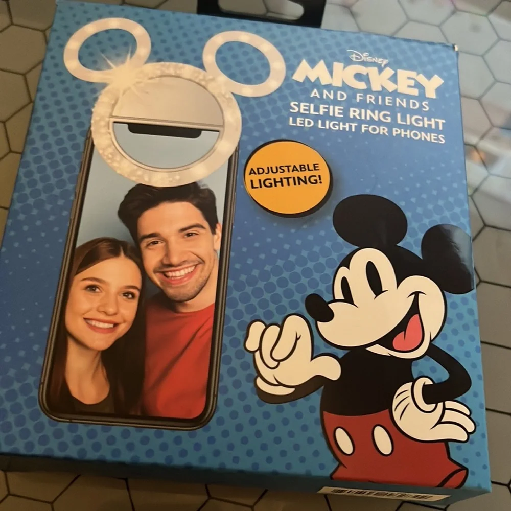 Micky selfie ring light and is adjustable lighting